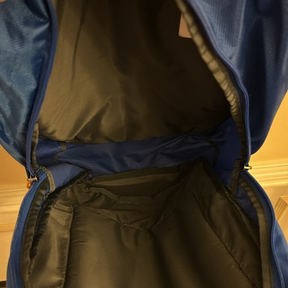 Trans by Jansport, blue/orange/gray, large backpack with a lot of storage space! - Picture 7 of 13